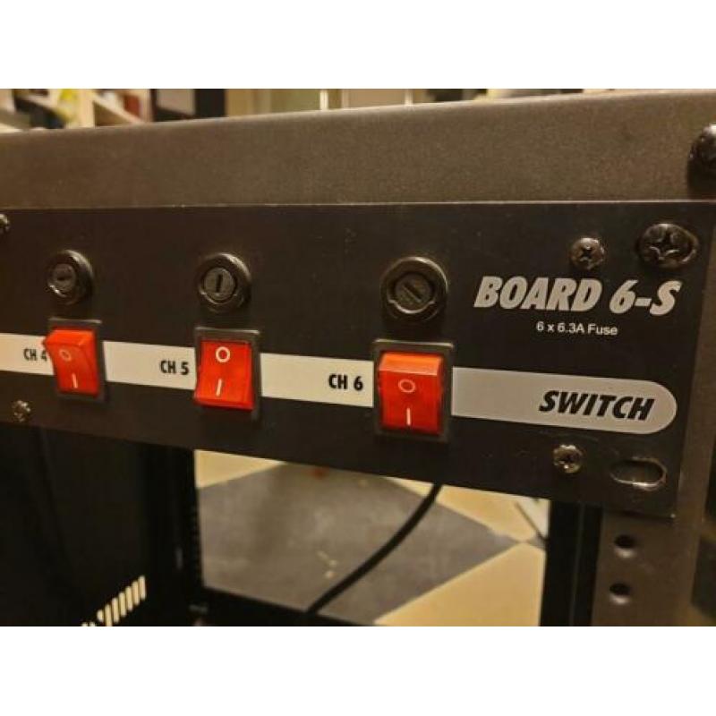 eurolite board 6-s met kast op wielen