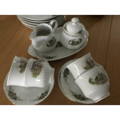 Mooi servies met kastelen