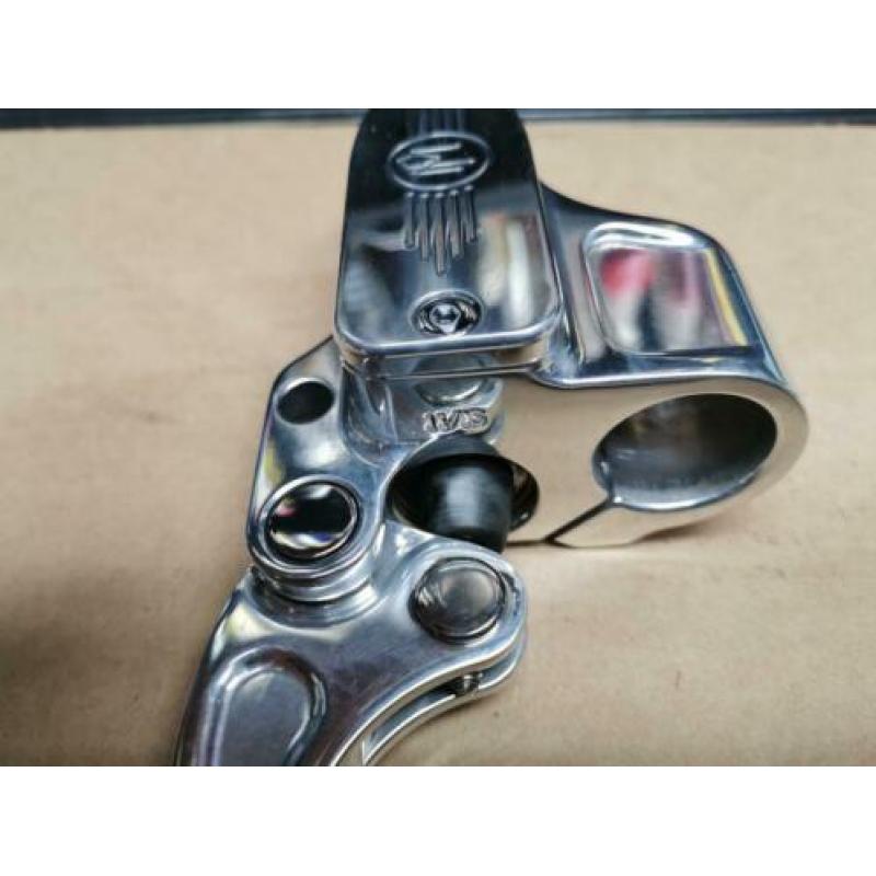 Performance Machine CONTOUR 11/16 HYD CLUTCH koppeling.