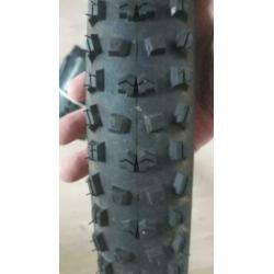 2x Continental Mountain King banden 26 x 2.40 (60-559)