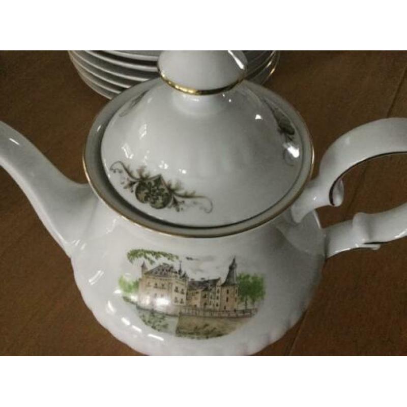 Mooi servies met kastelen