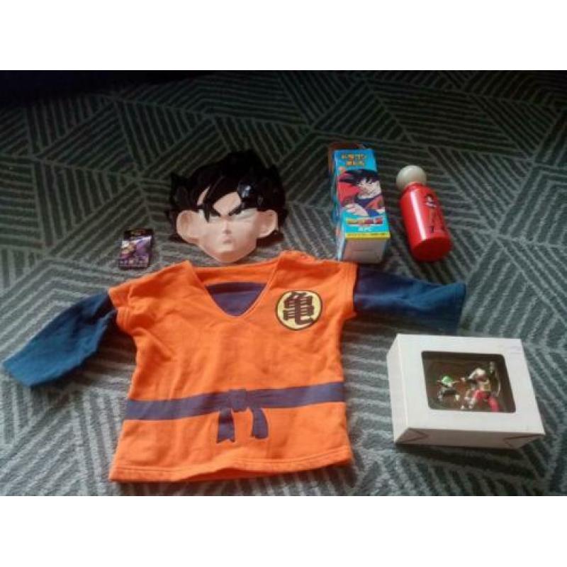 DragonBall z Japan only items drinkfles goku masker figures