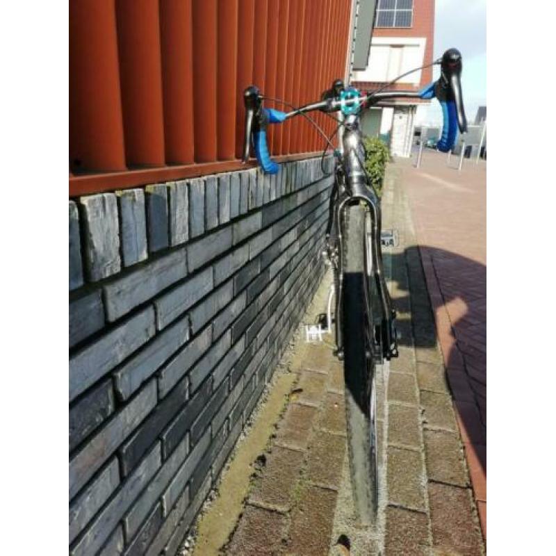 Gravelbike Leusini