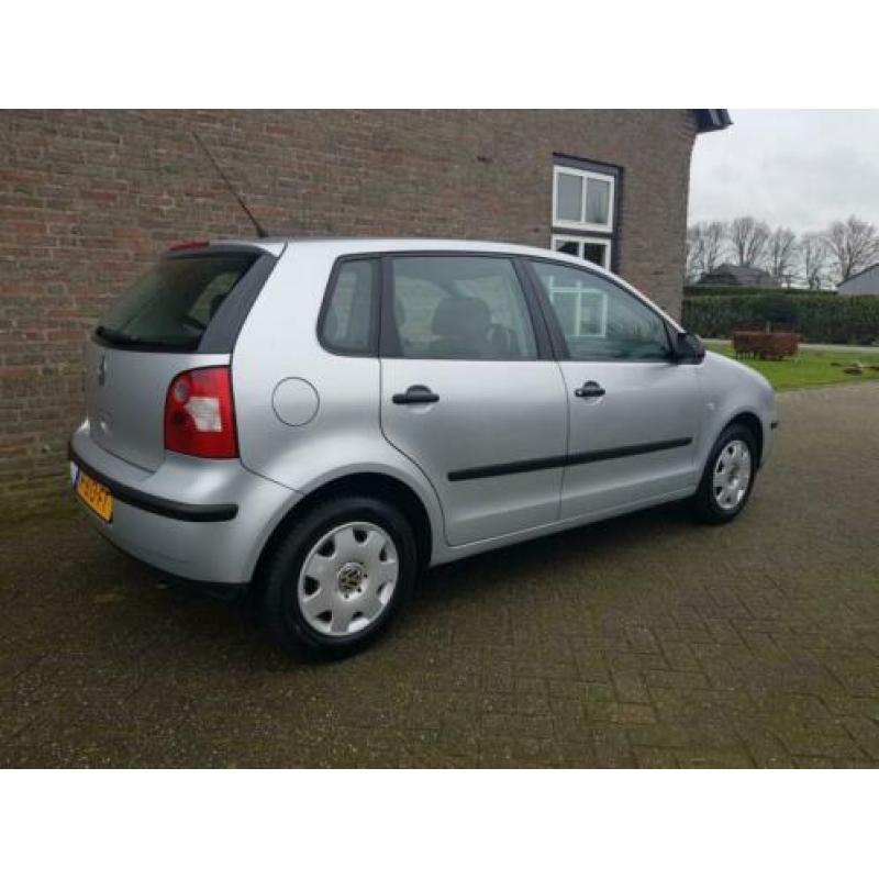 Mooie Volkswagen Polo 1.2 | 5 deurs | Airco | Lage km stand!