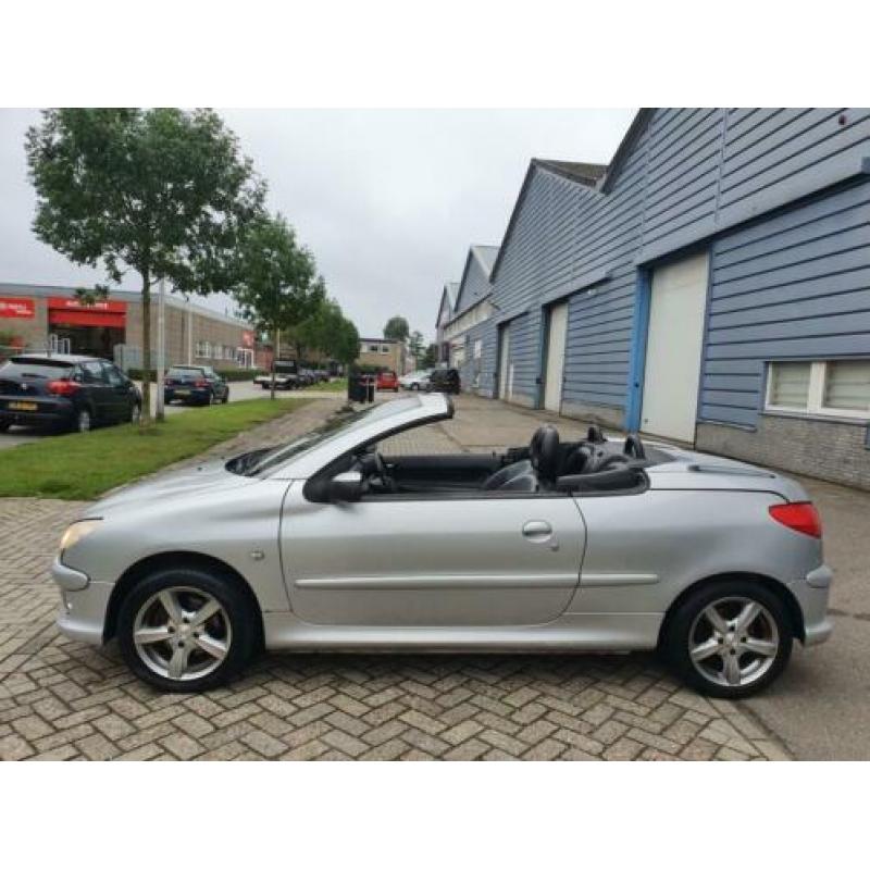 Peugeot 206 CC 1.6-16V CABRIO HARDTOP, AIRCO