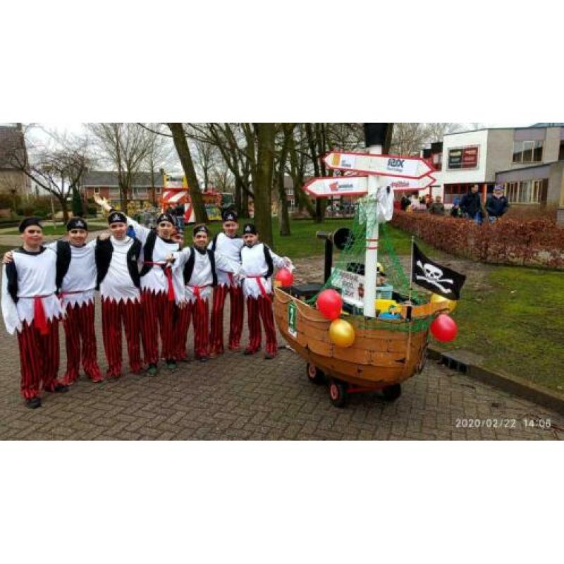 Leuke boot / piraten boot + pakken