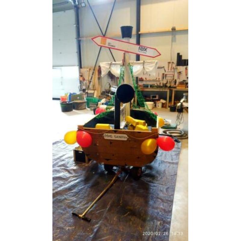Leuke boot / piraten boot + pakken