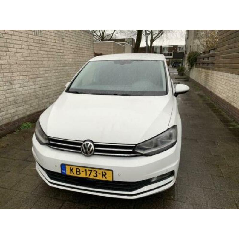 Volkswagen Touran 2.0 TDI 150PK 6-DSG 2016 Wit