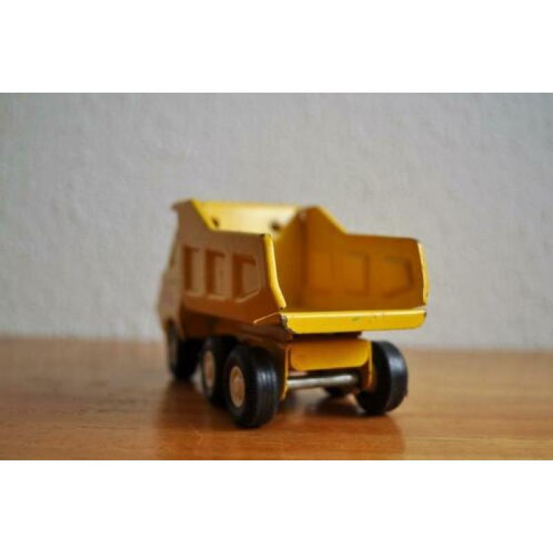 Vintage Kleine Tonka Kiepwagen 13 cm