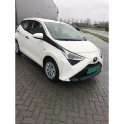 Toyota Aygo, nieuwste model 2 stuks, bouwjaar 2018, 2019
