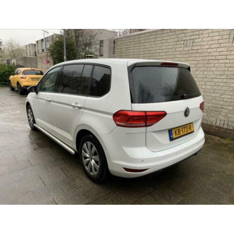 Volkswagen Touran 2.0 TDI 150PK 6-DSG 2016 Wit