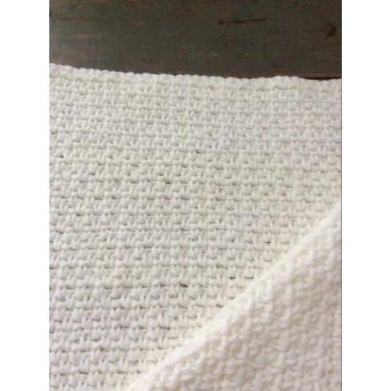 Handgemaakte deken sprei wikkeldoek baby wol wit nieuw !