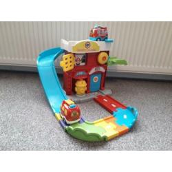 Toet Toet Brandweer Kazerne van Vtech