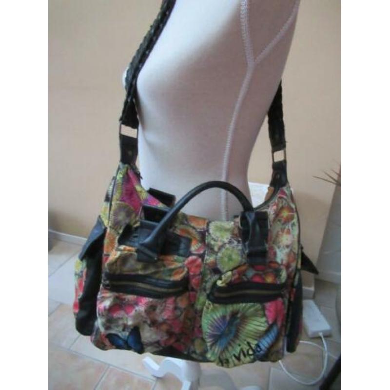 Desigual zwarte tas met bloempatroon/verschillende vakken