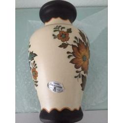 Gouda plateel vaas, decor Flora 27 cm..