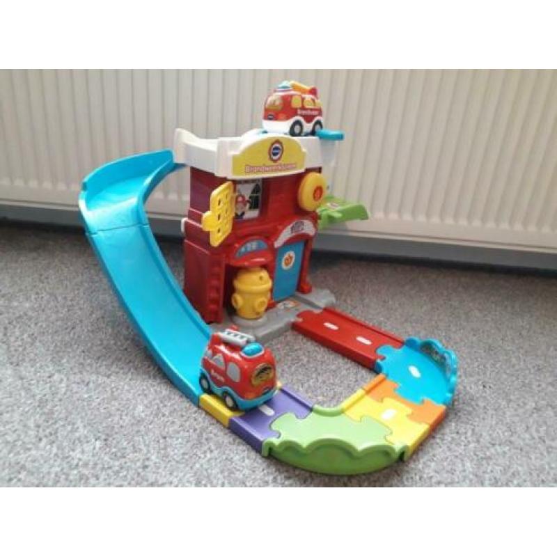 Toet Toet Brandweer Kazerne van Vtech