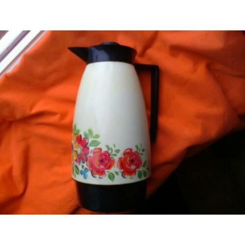Retro thermoskan,zwart met bloemmotief