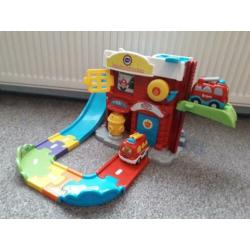 Toet Toet Brandweer Kazerne van Vtech