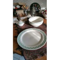 splinternieuw servies ROYAL BOCH serie CARLOTTA in doos