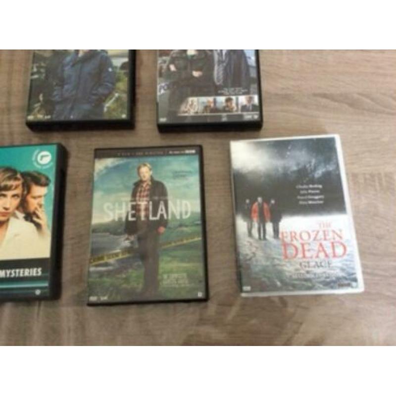 Diverse Detectives Series op dvd #3. In 1 koop