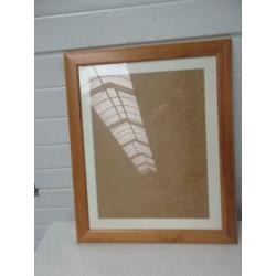 grote blank houten fotolijst met passe partout