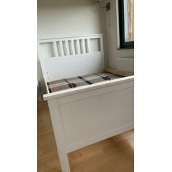Hemnes bed 140x200