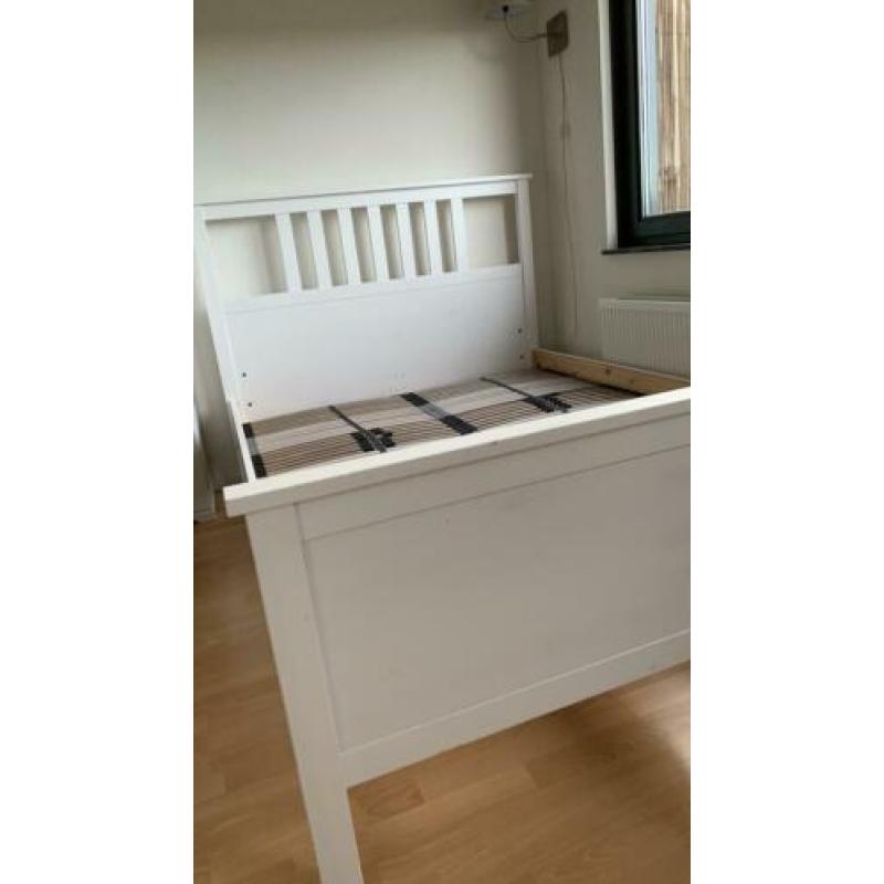 Hemnes bed 140x200