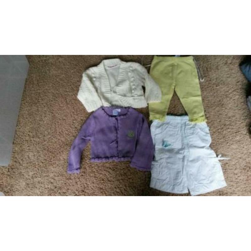 kleding en rompers maat 68
