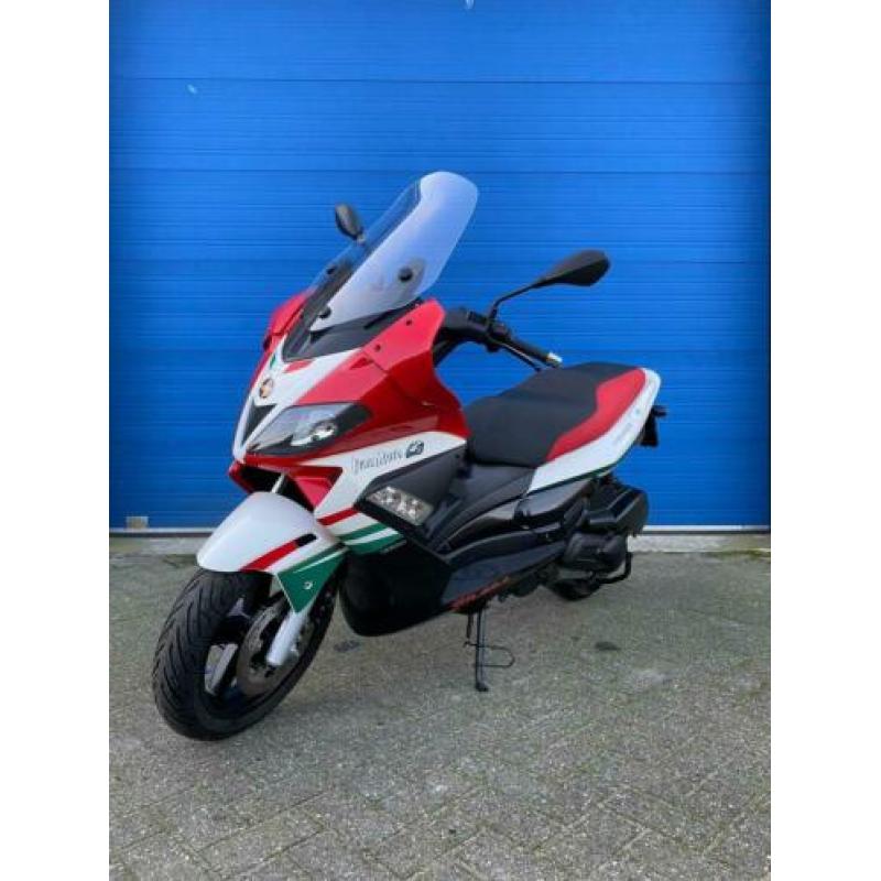 Gilera nexus 125 cc i.e 2011 zeer netjes a1 motorscooter