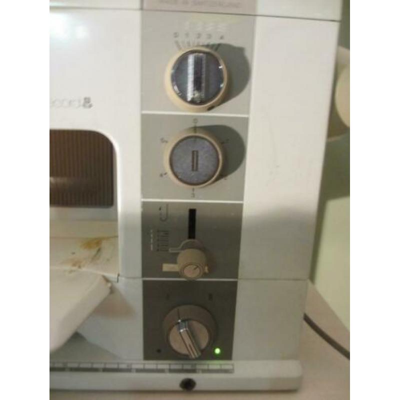 Bernina Record 930 electrische naaimachine