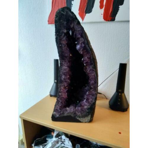 Mooie amethyst geode