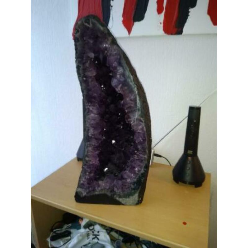 Mooie amethyst geode
