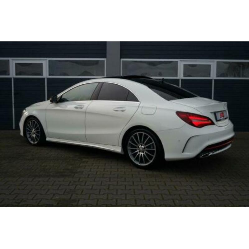 Mercedes-Benz CLA-Klasse 200 | AMG | PANO | HARMAN KARDON |