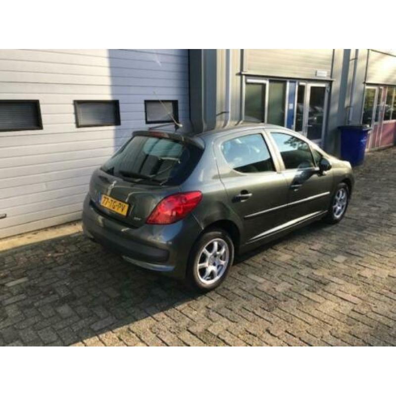 Peugeot 207 1.4 16V 5DRS 2006 Grijs Airco apk 2-3-21