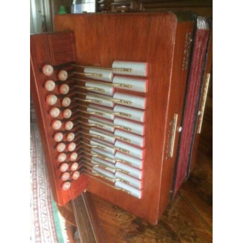 Accordion - Trekzak --Cees Eekels lepelbasser 10 basser