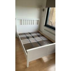 Hemnes bed 140x200
