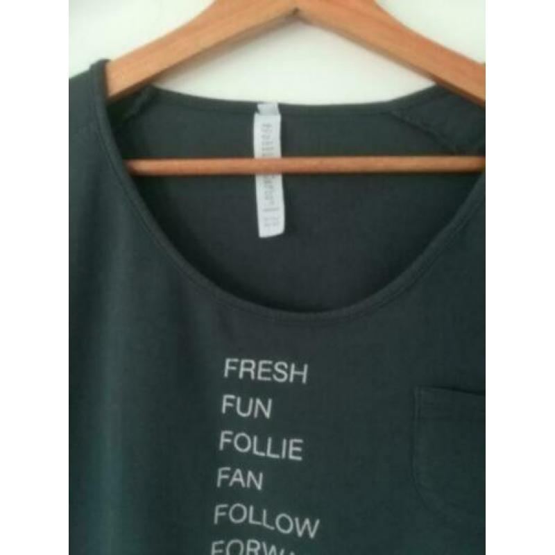 Supermooie top shirt groen tekst Follie di Garbo 44