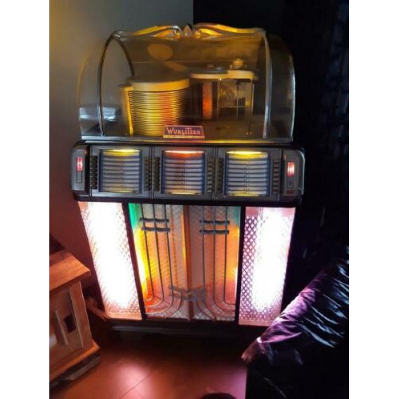 Mooie jukebox. Wurlitzer 1450. Vaste prijs.