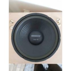 1x 30 cm woofer van hq power.