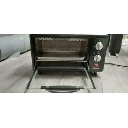 Tristar elektrische oven. Ook gemakkelijk voor de camping.