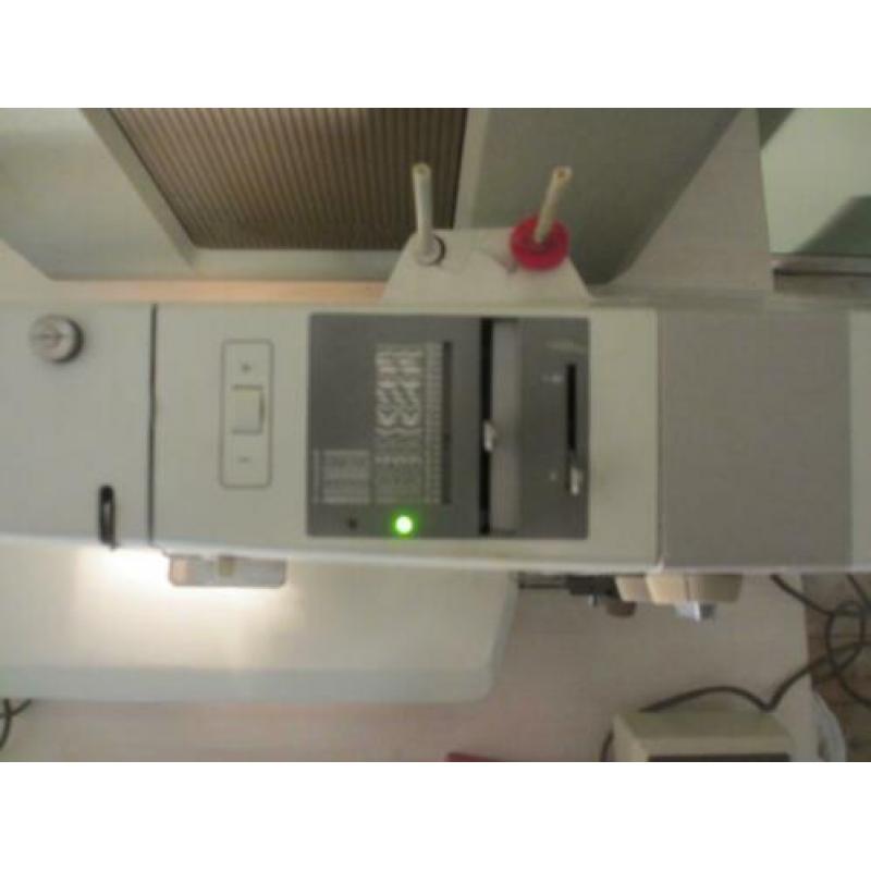 Bernina Record 930 electrische naaimachine