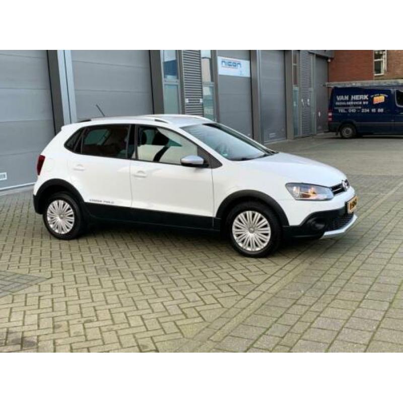 Volkswagen Polo Cross 1.2 TSI 90pk Automaat ACTIE !