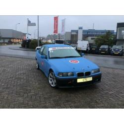 BMW 325i E36 Cup auto
