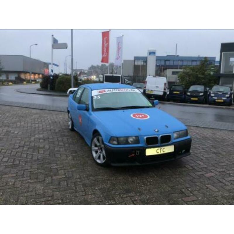 BMW 325i E36 Cup auto