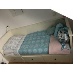 Hemnes bed met 3 lades