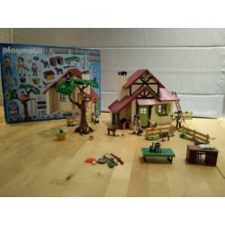 Playmobil country, 6811 heel netjes, met doos en boekje