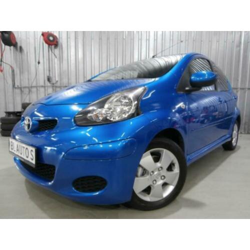 Toyota AYGO Dynamic Cool *1e EIG*5 DRS*AIRCO*14" LMV*