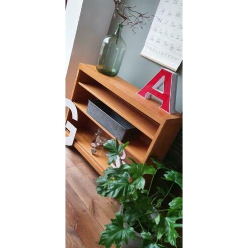 brocante schoolkasten/vintage boekenkasten uit oude school