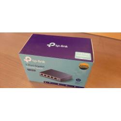TP-LINK 5 port Gigabit desktop switch type: Tl-sg105