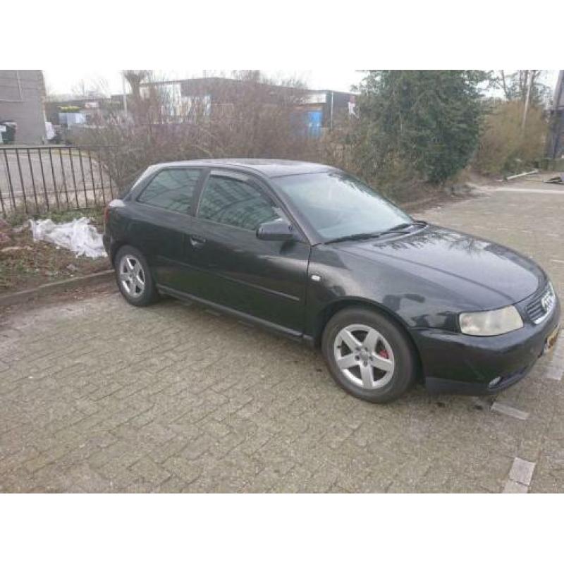 Audi A3 1.6 75KW 3D 2002 Zwart